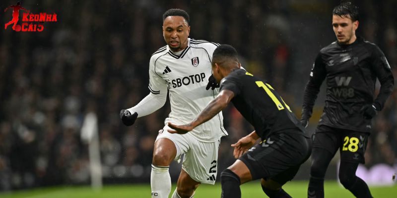 Sunderland vs Fulham đều đang nỗ lực cho mục tiêu riêng
